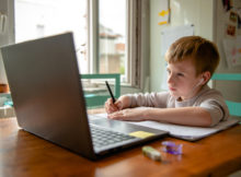 Первое сентября в кредит: эксперты сервиса Bankiros.ru узнали, сколько россиян планируют брать займы для подготовки детей к школе